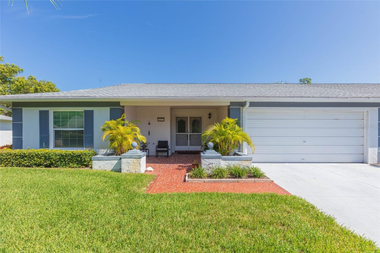 8423 Pebble Dr., Port Richey, FL 34668