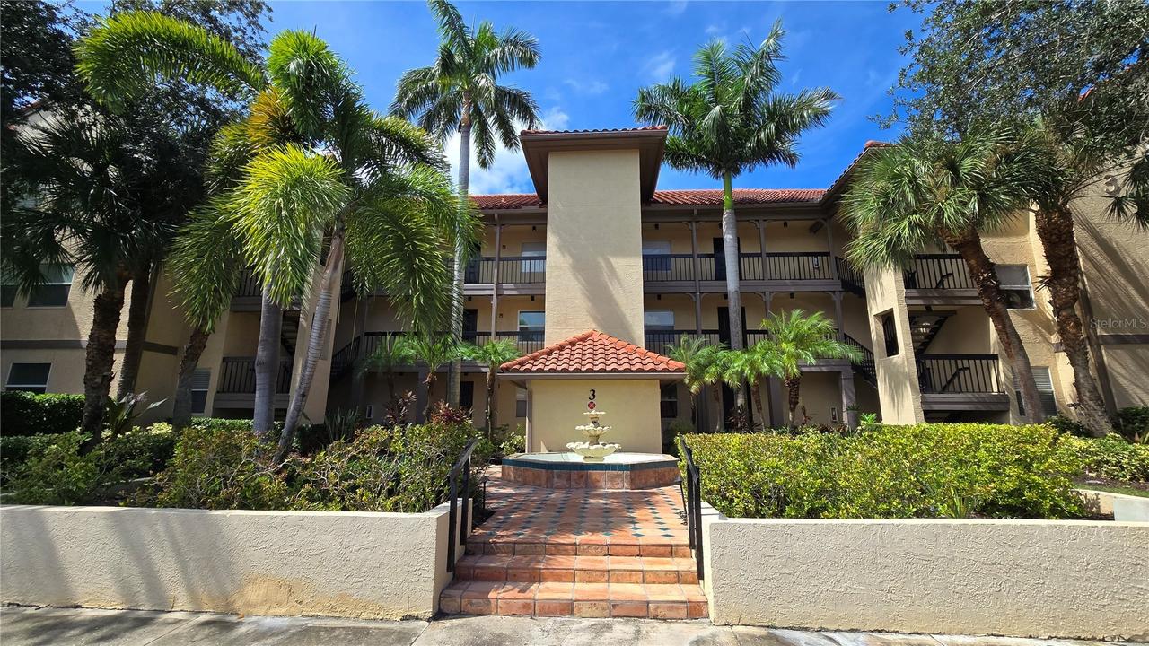 2400 Feather Sound Dr. #328, Clearwater, FL 33762