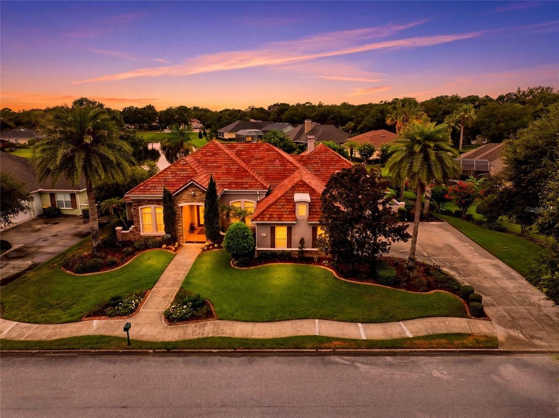 1059 Ceasars Ct., Mount Dora, FL 32757