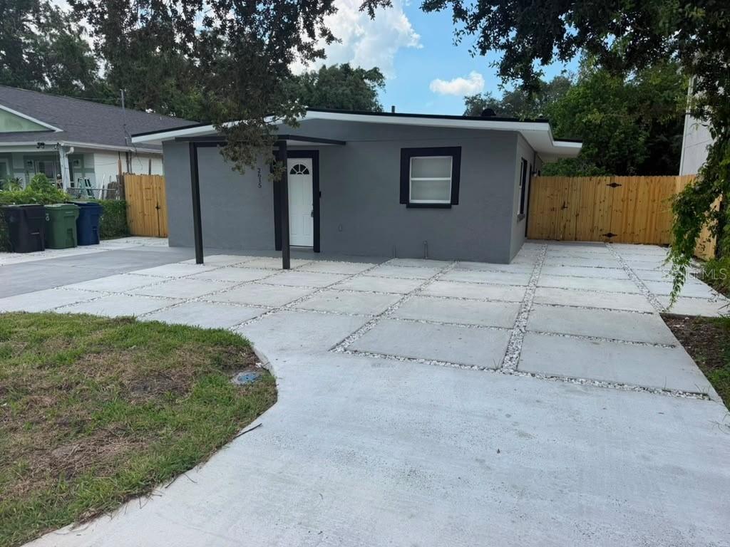 2615 E 23rd Ave., Tampa, FL 33605