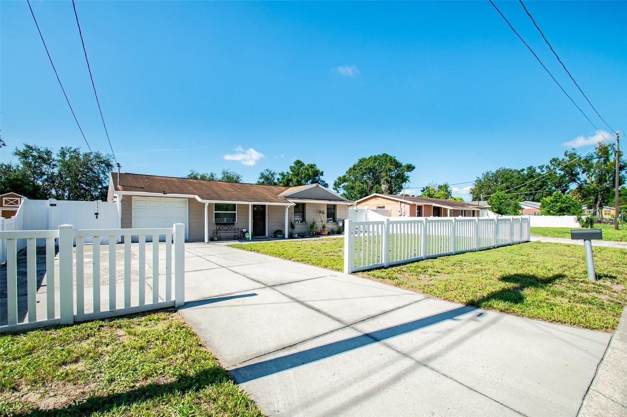 5607 E 29th Ave., Tampa, FL 33619