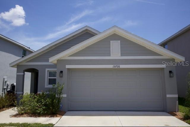 13726 Whiskey Daisy Dr., Dade City, FL 33525