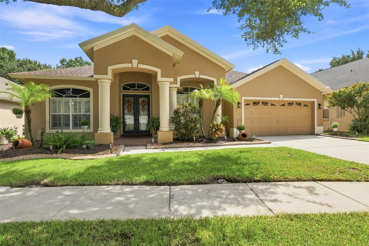 19803 Glazing Globe Ln., Lutz, FL 33558