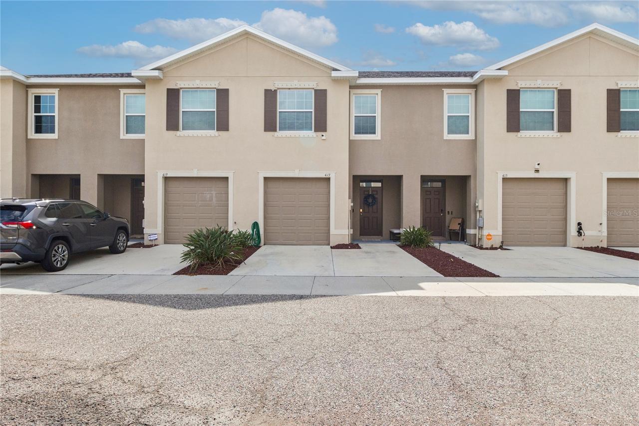 417 Newmont Cir., Ruskin, FL 33570