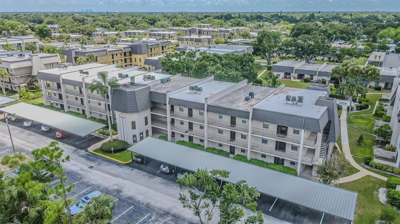 8765 Bardmoor Blvd. #304, Seminole, FL 33777