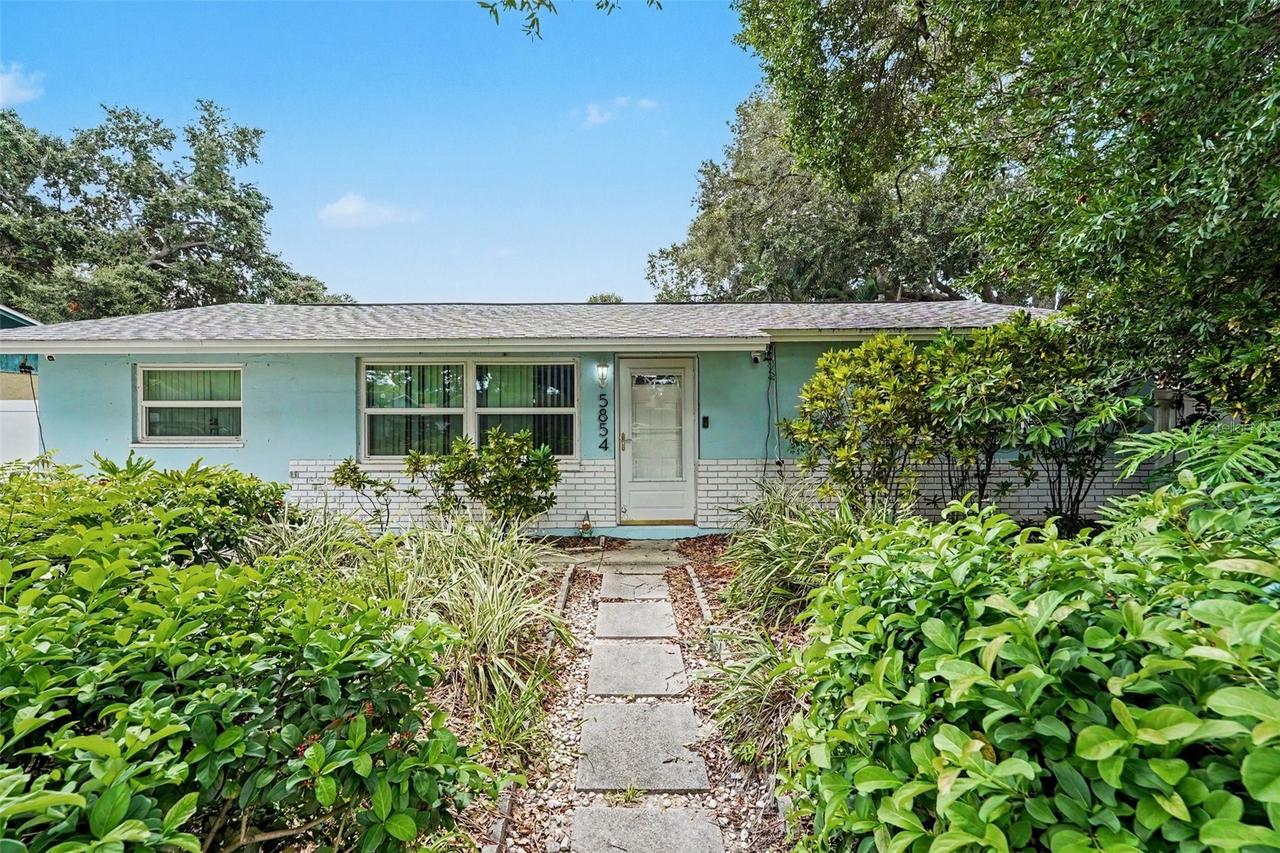 5854 93rd Ave., Pinellas Park, FL 33782