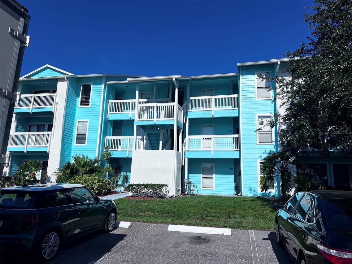 455 Alt 19 #202, Palm Harbor, FL 34683
