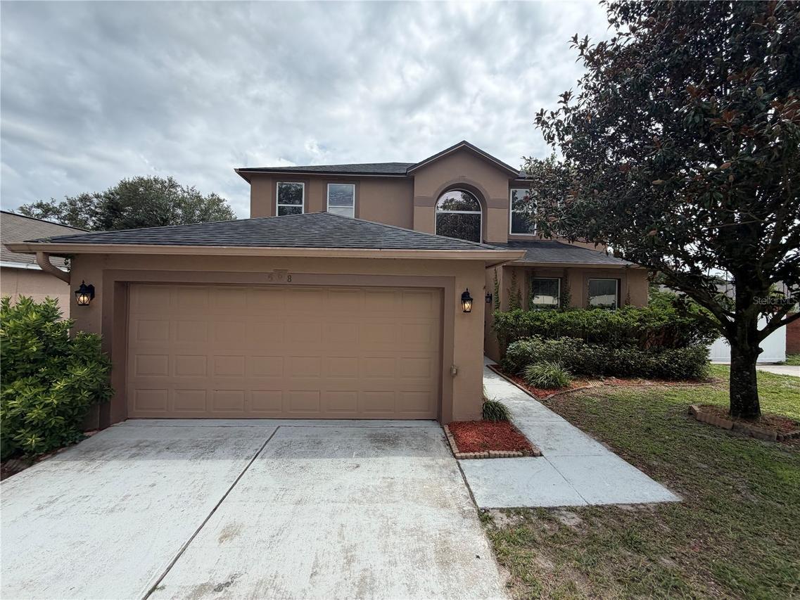 568 Dominish Estates Dr., Apopka, FL 32712