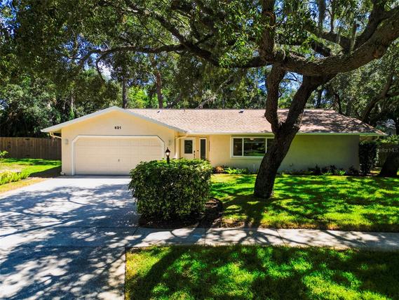 New Homes For Sale This Week That Attend Tarpon Springs Elementary School: August 14th to August 20th