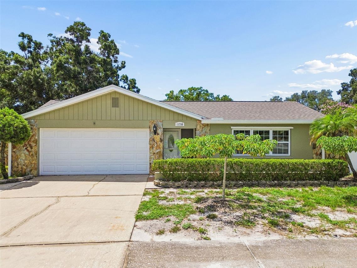 11798 David Ct., Seminole, FL 33778