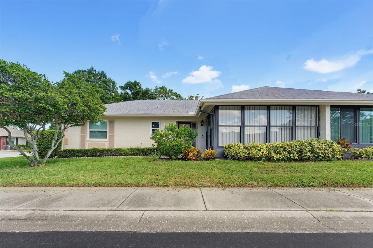 1372 Carlisle Ct., Dunedin, FL 34698
