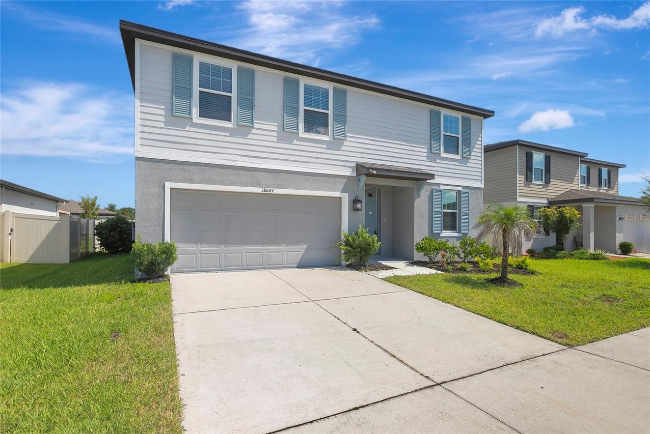 38689 Harlow Rose Dr., Zephyrhills, FL 33540