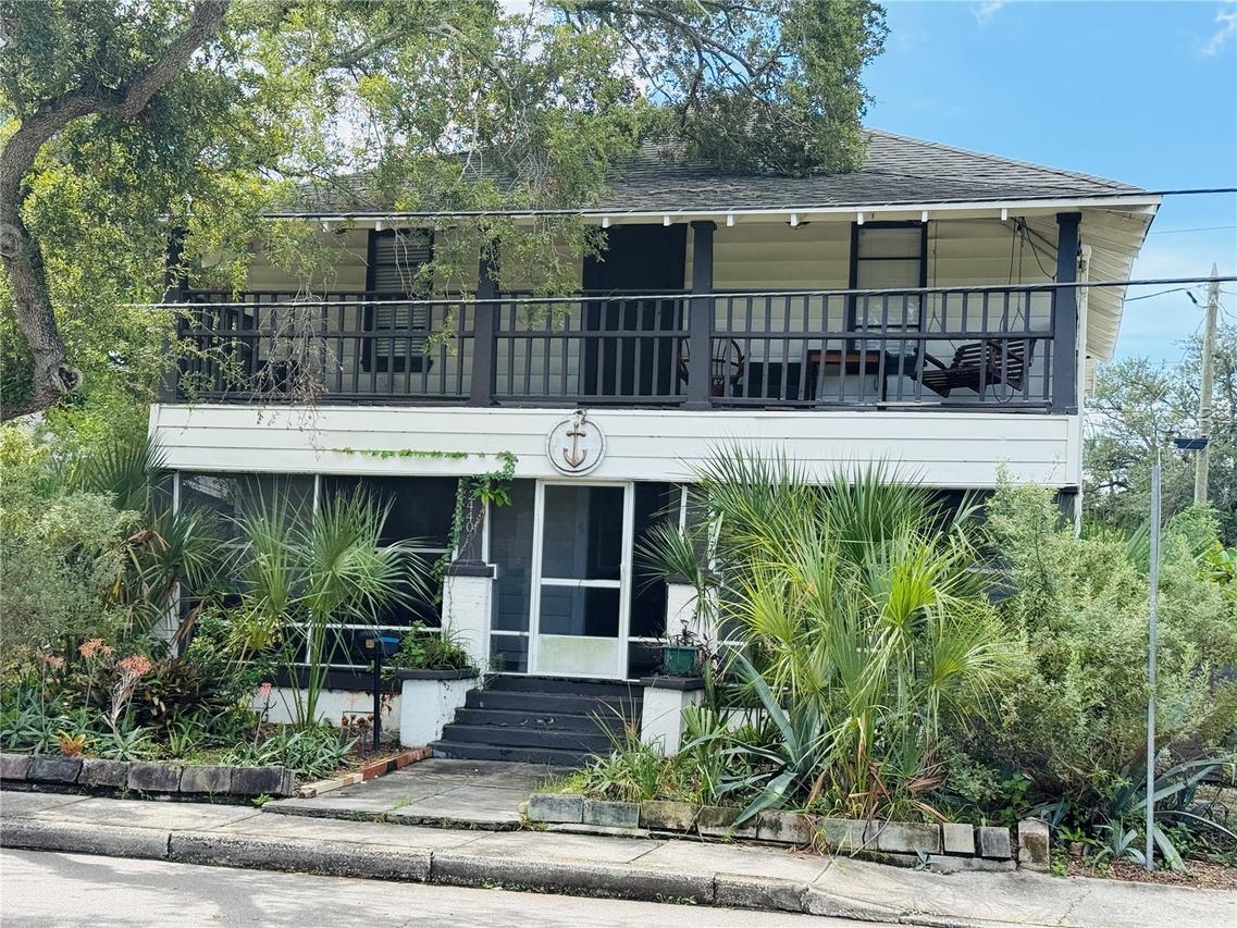 2440 9th Ave., St Petersburg, FL 33712