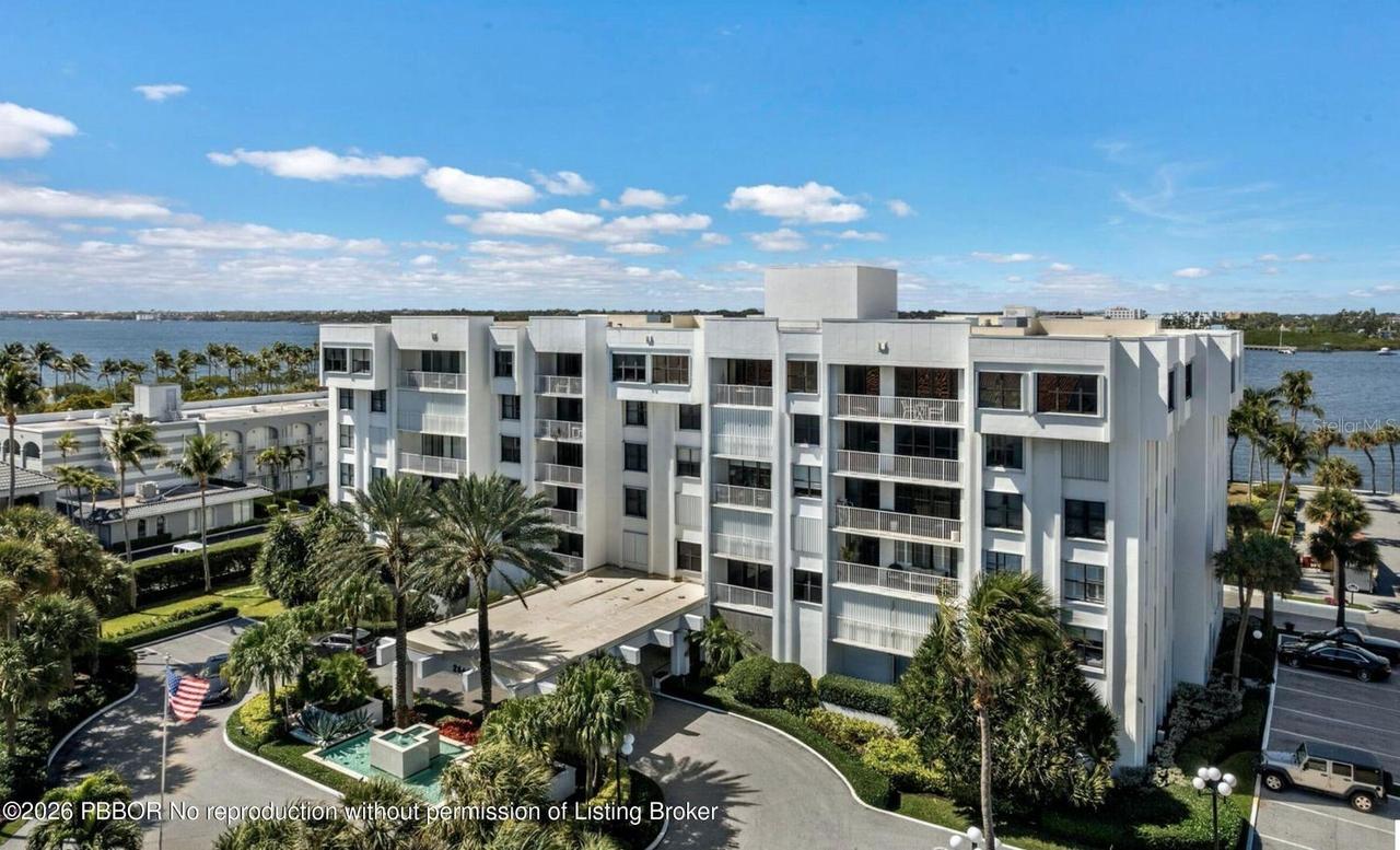 2860 S Ocean Blvd. #208, Palm Beach, FL 33480