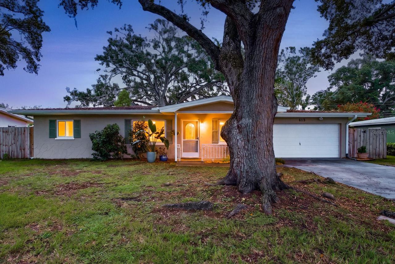 613 Imperial Dr., Largo, FL 33771