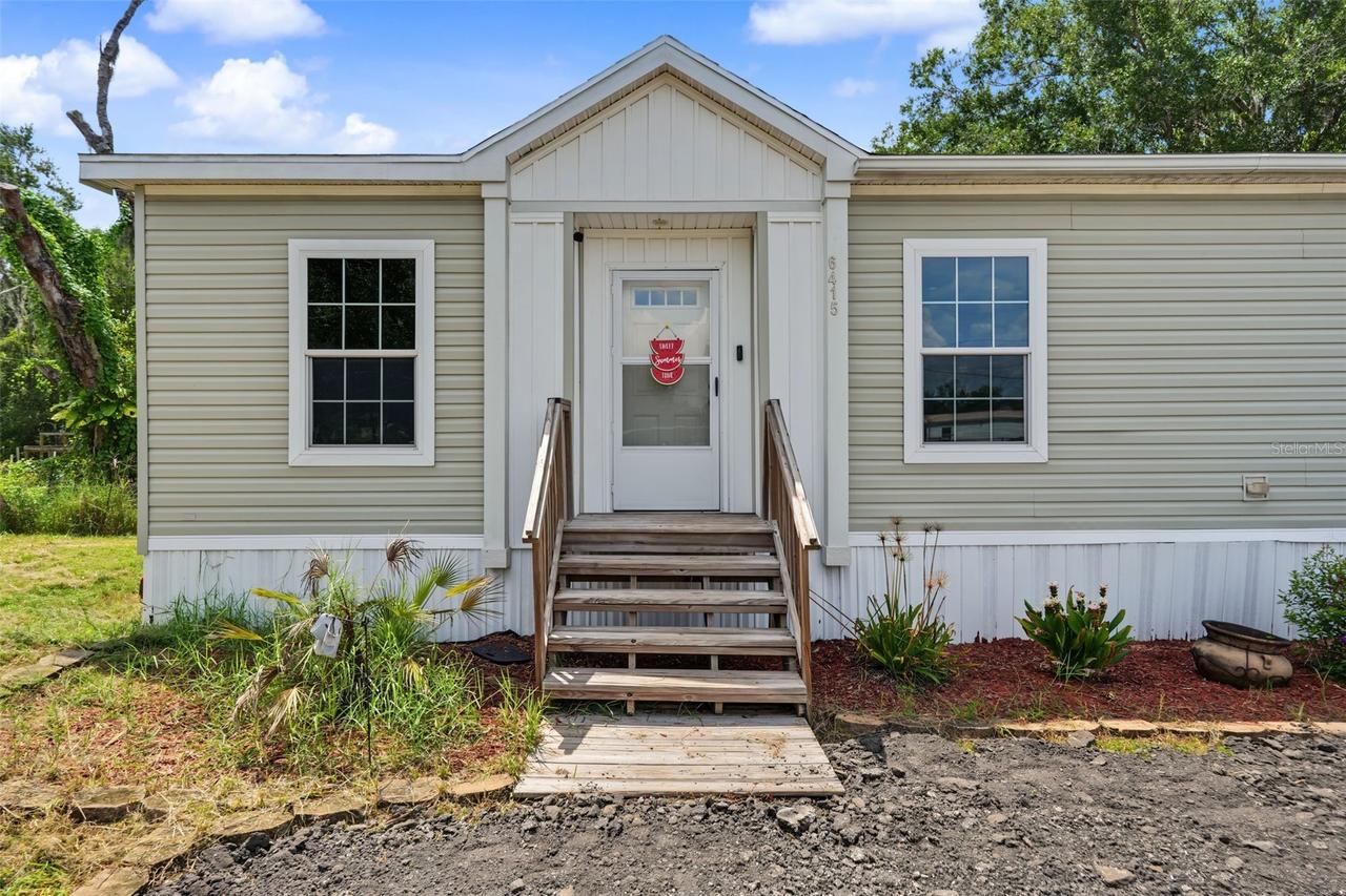 6415 Mangrove Dr., Wesley Chapel, FL 33544