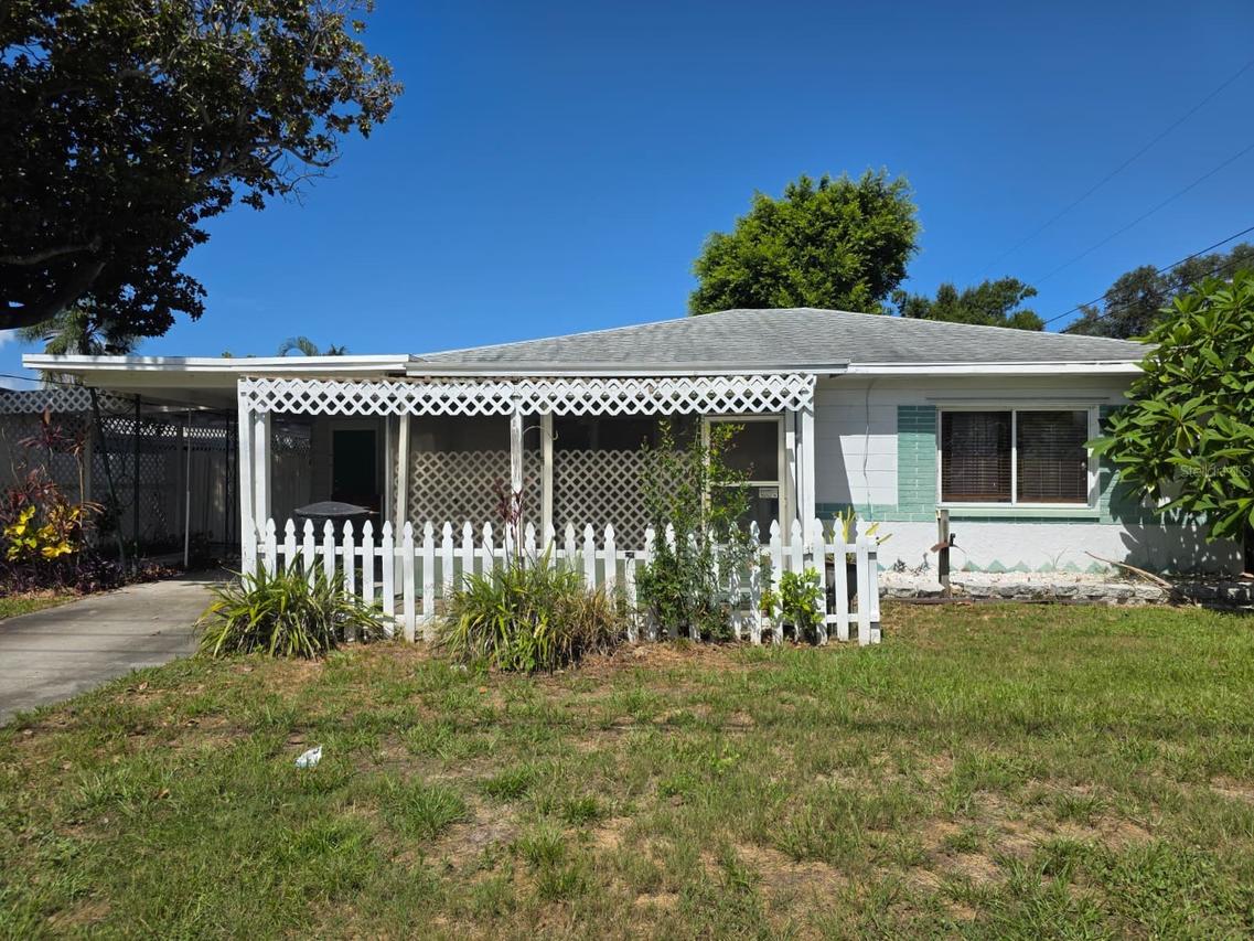 2015 58th St., Gulfport, FL 33707