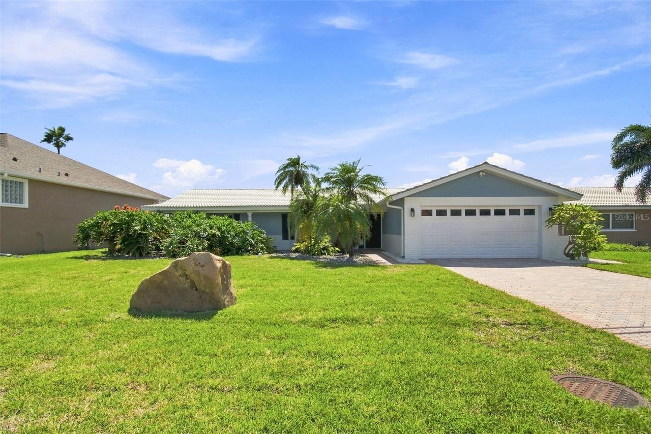 11900 7th St., Treasure Island, FL 33706