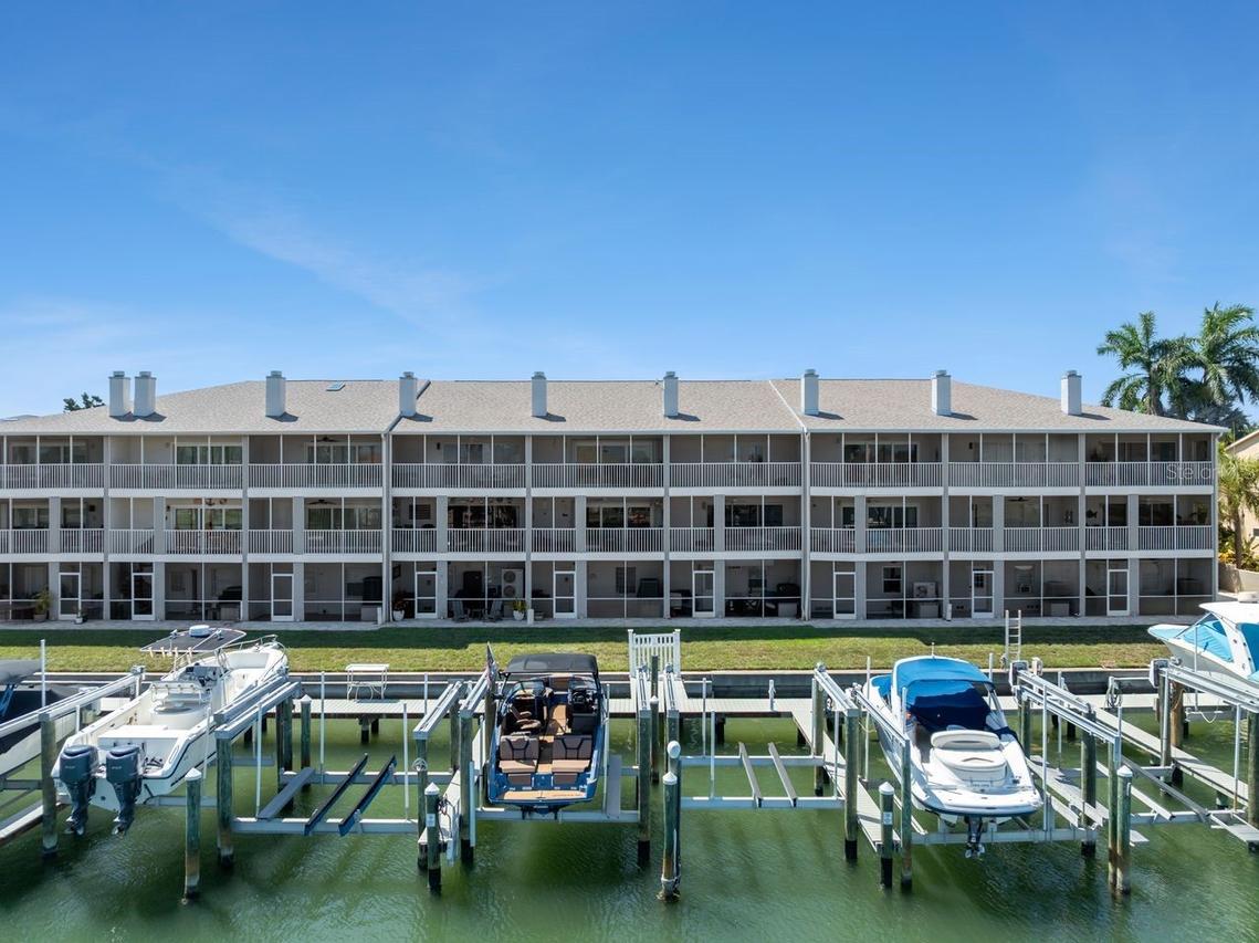 521 Pinellas Bayway #105, Tierra Verde, FL 33715