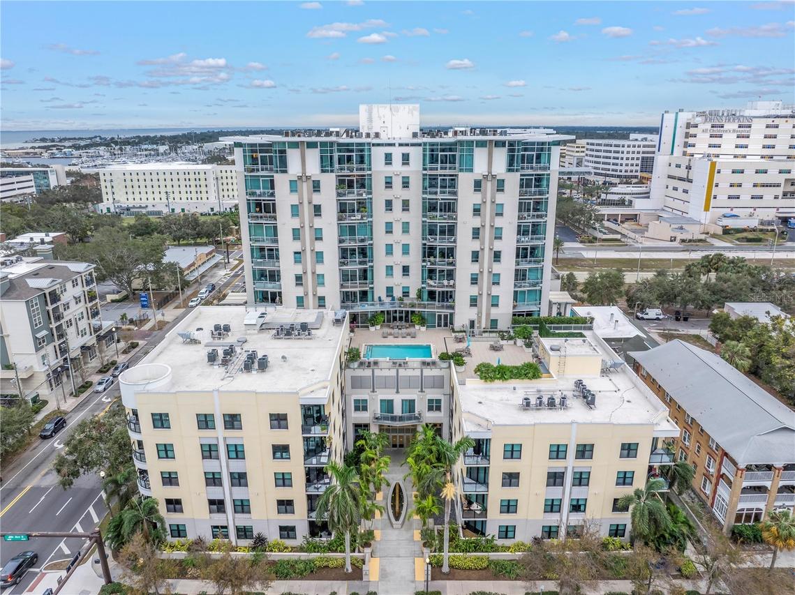 400 4th Ave. #701, St Petersburg, FL 33701