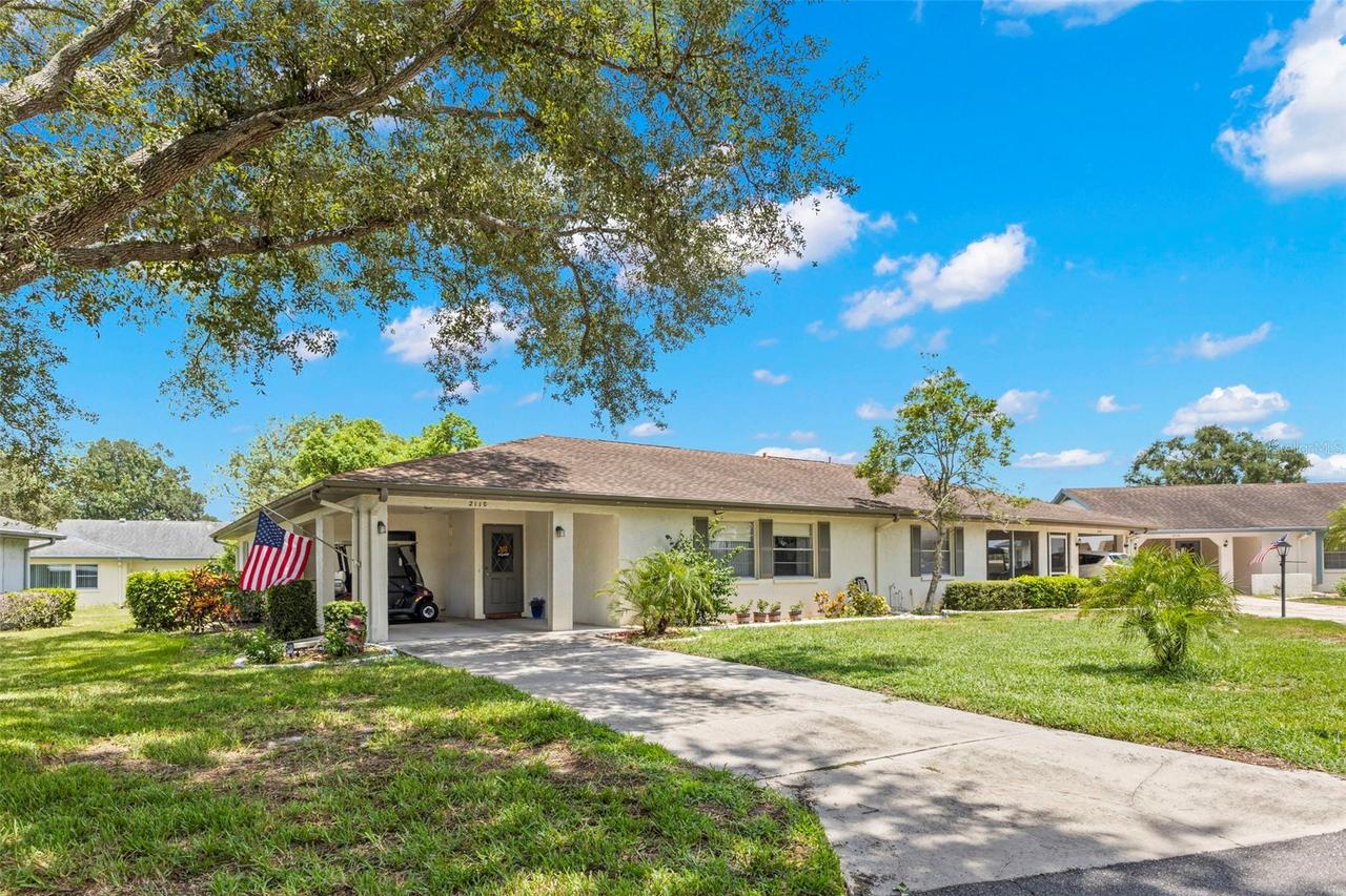 2110 Harleston Pl., Sun City Center, FL 33573