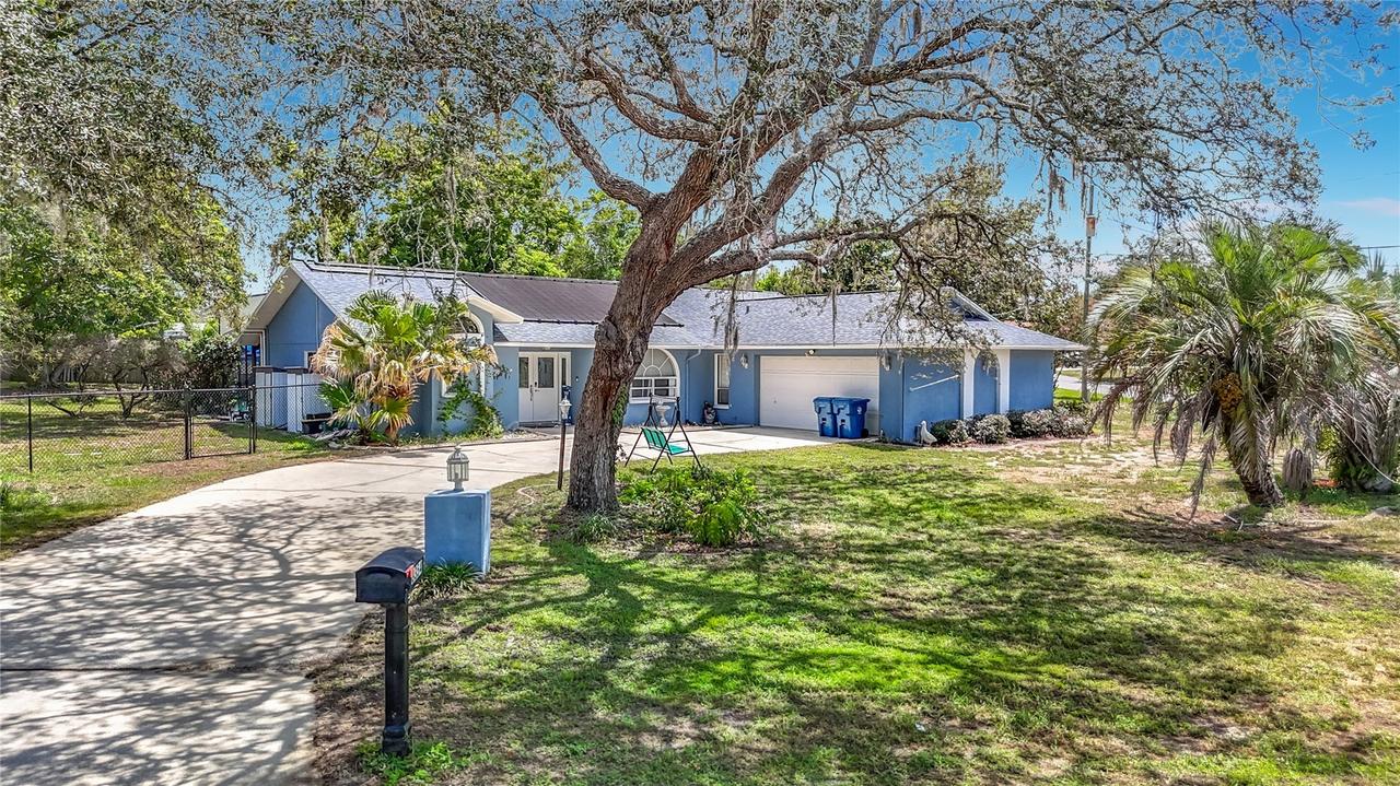 8354 White Pine Ave., Brooksville, FL 34613
