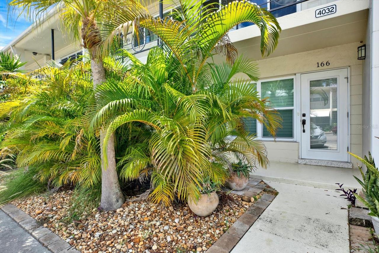 4032 57th St. #166, Kenneth City, FL 33709