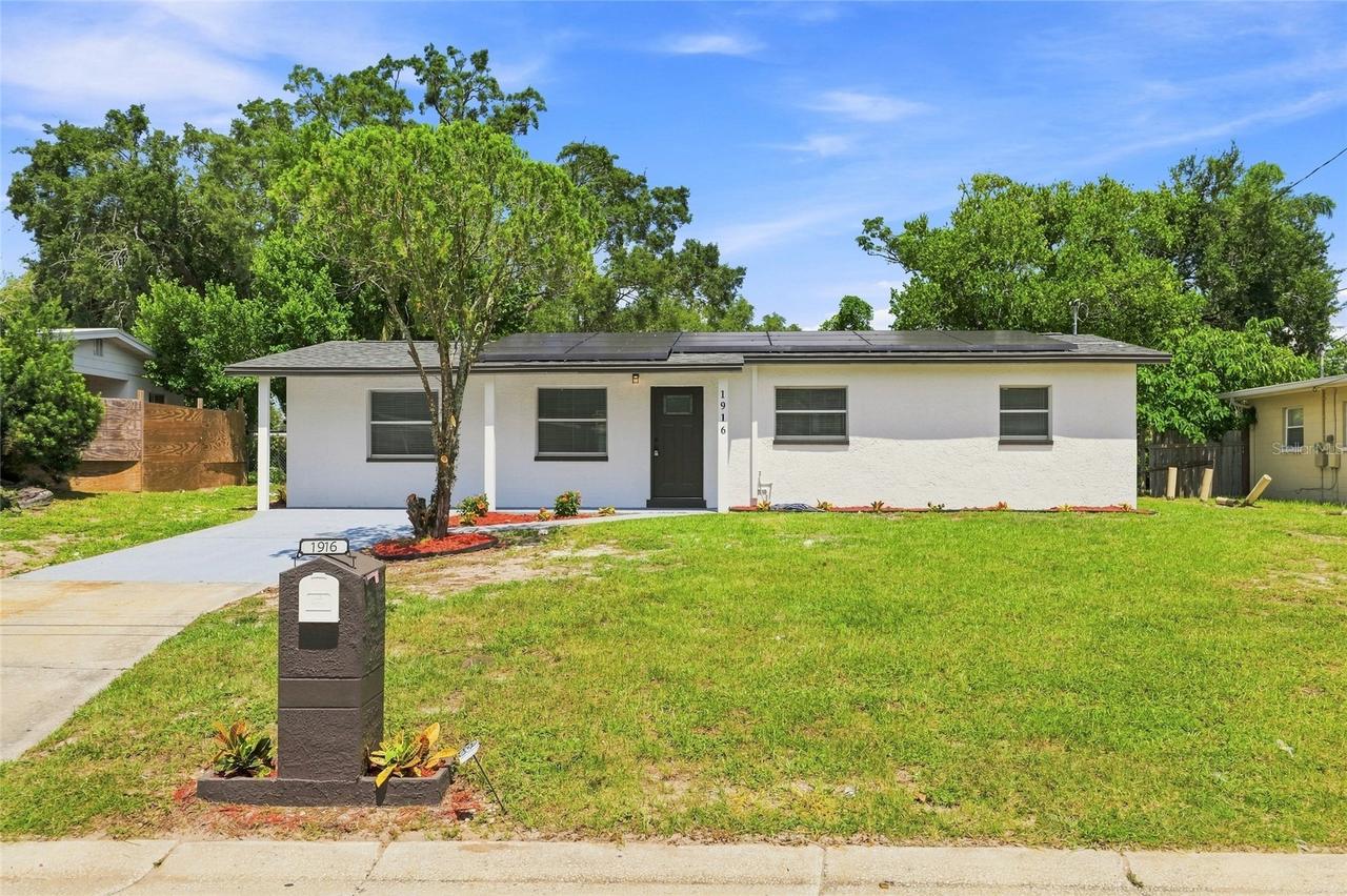 1916 Marvy Ave., Tampa, FL 33612
