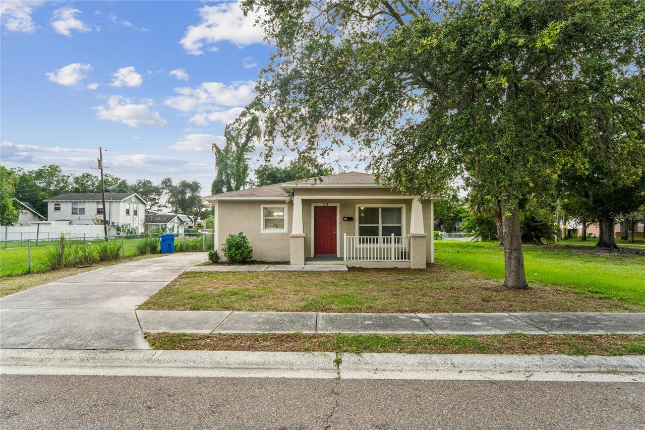 1113 Union St., St Petersburg, FL 33712