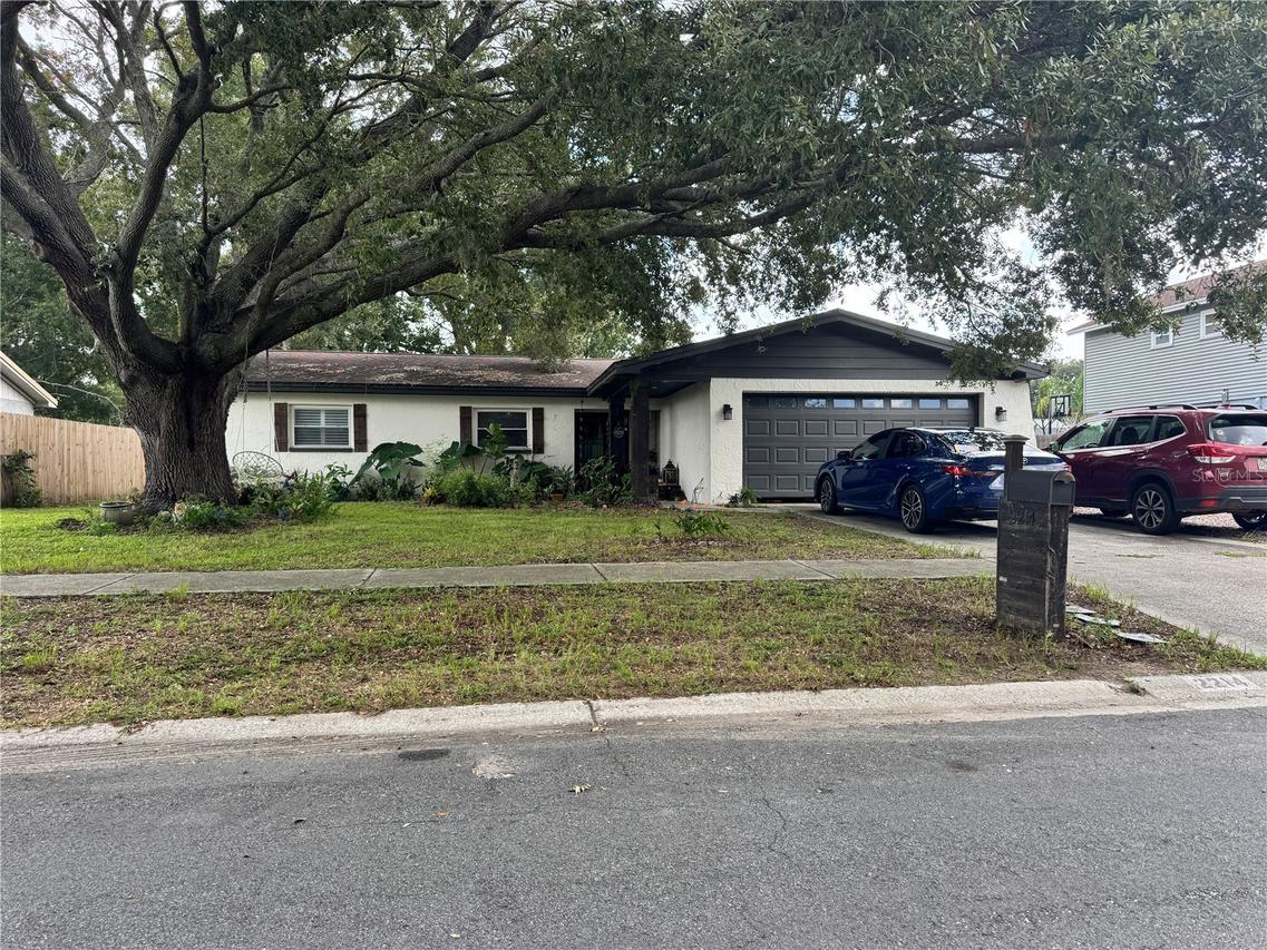 [Address Hidden by Seller], Valrico, FL 33594