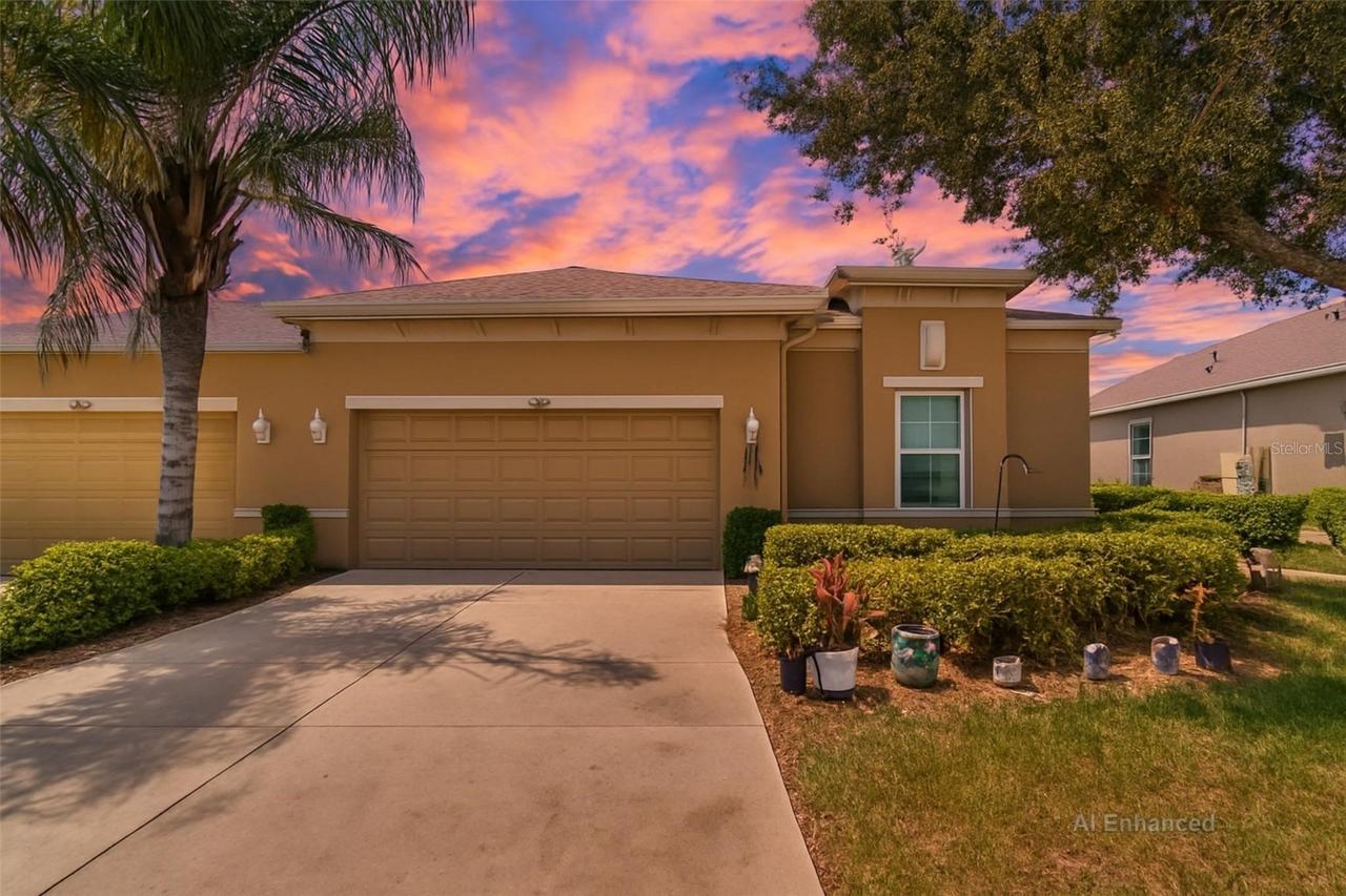 980 Pembroke Point Way #5, Sun City Center, FL 33573