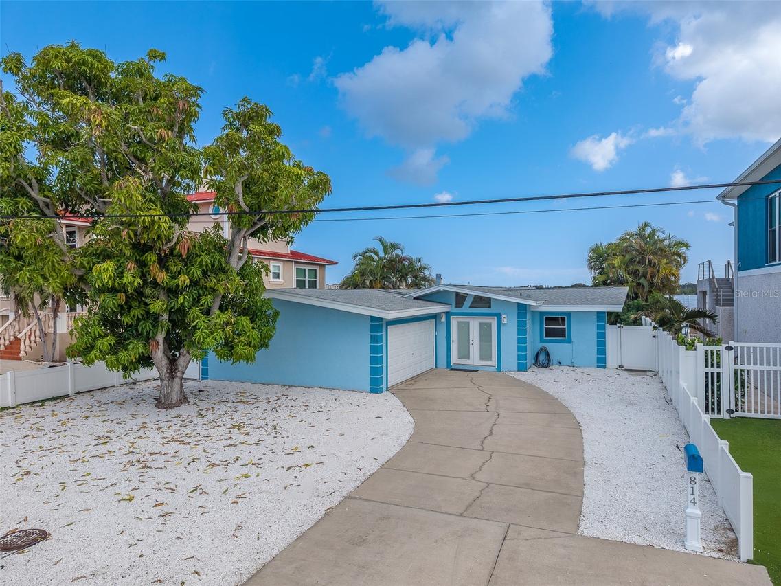 814 Bay Point Dr., Madeira Beach, FL 33708