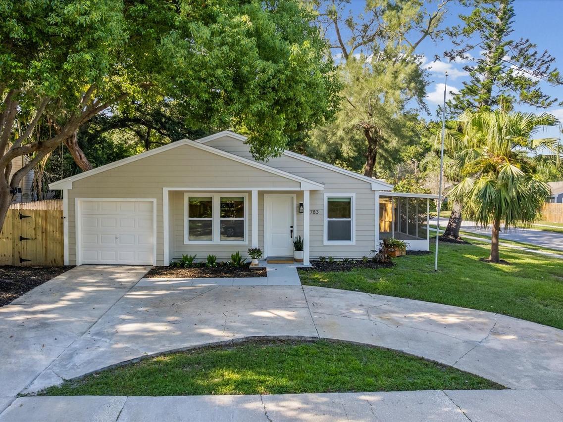 2783 Steeple Ct., Palm Harbor, FL 34684