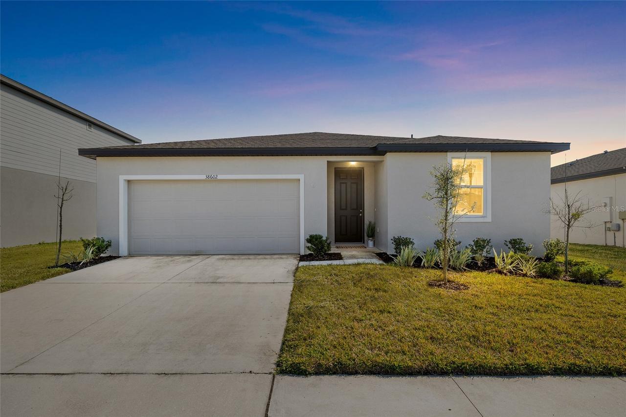 38602 Finn Clover Ln., Zephyrhills, FL 33540