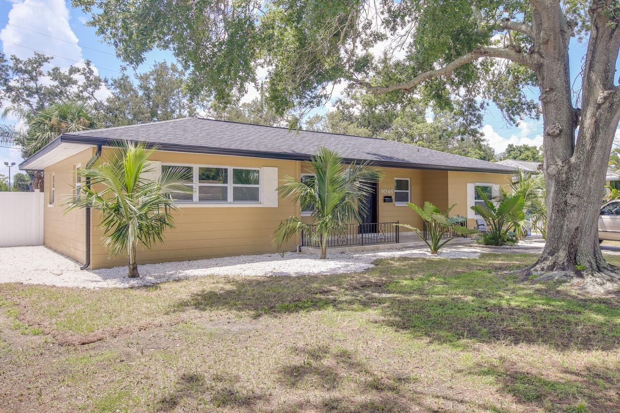 9046 3rd St., St Petersburg, FL 33702
