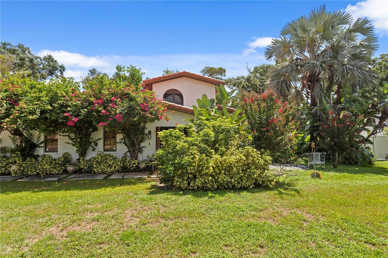 7915 Flowerfield Dr., Tampa, FL 33615