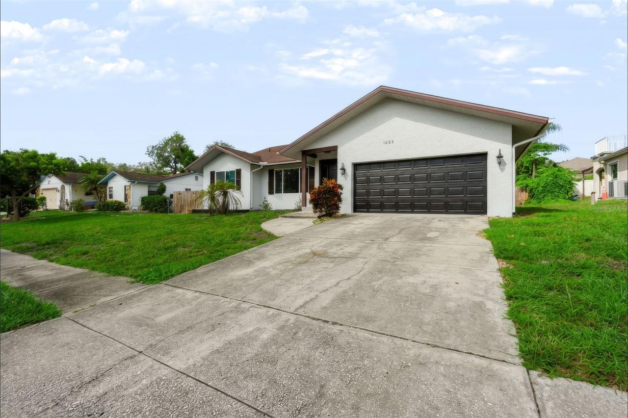 1035 Anclote Dr., Tarpon Springs, FL 34689