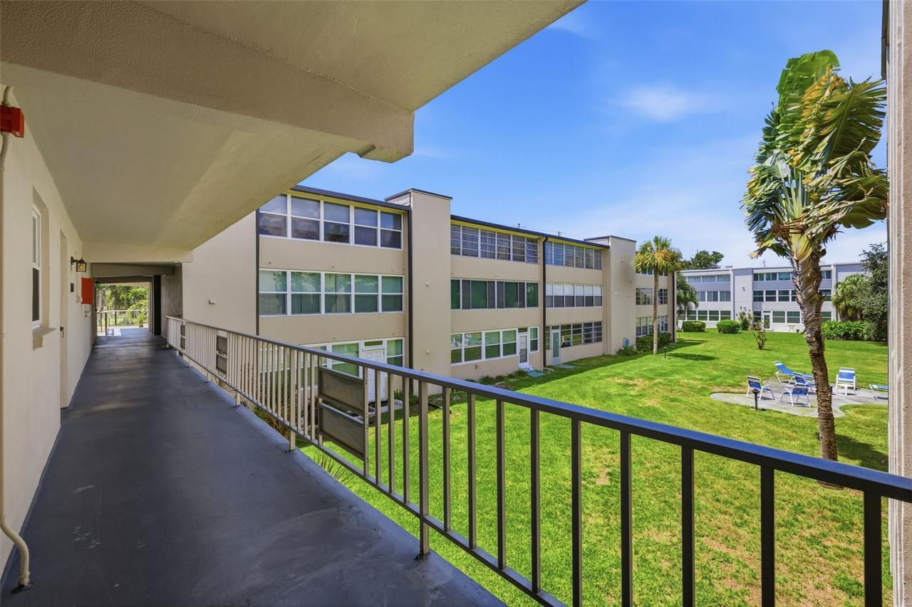 9940 47th Ave. #216, St Petersburg, FL 33708