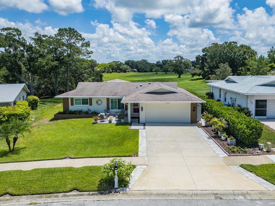 1207 Timberbrooke Dr., Palm Harbor, FL 34684