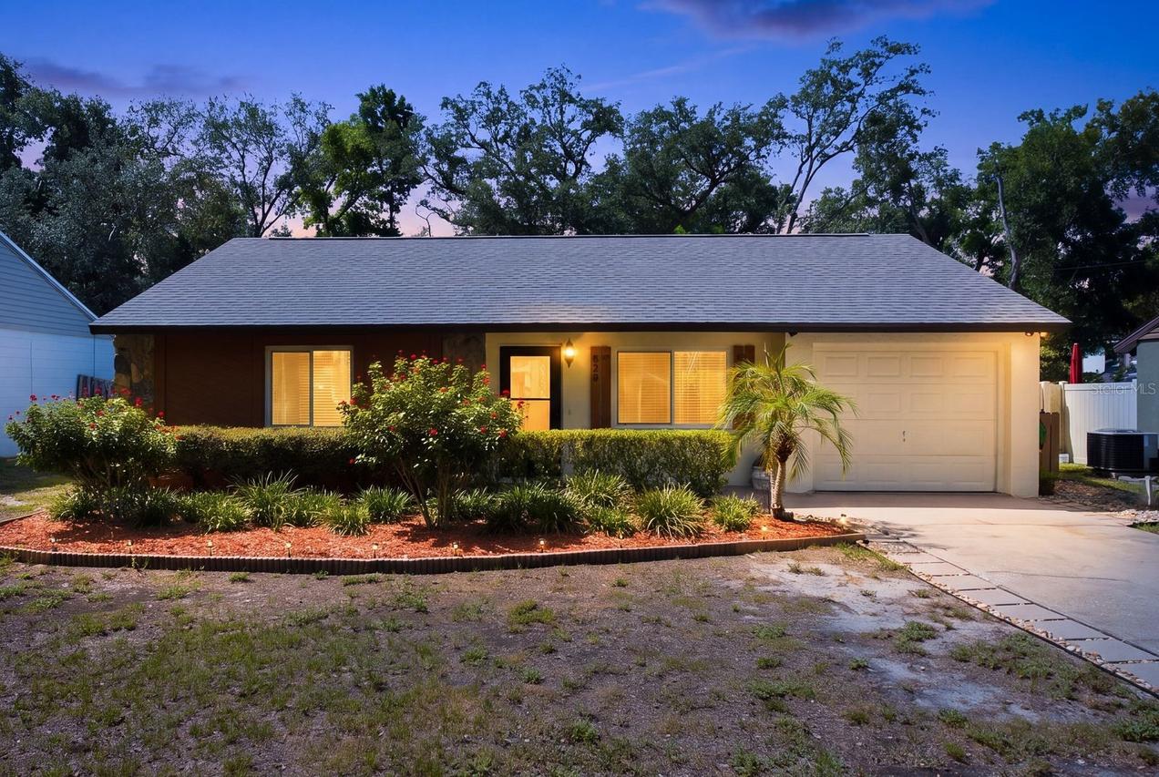624 E Spruce St., Tarpon Springs, FL 34689