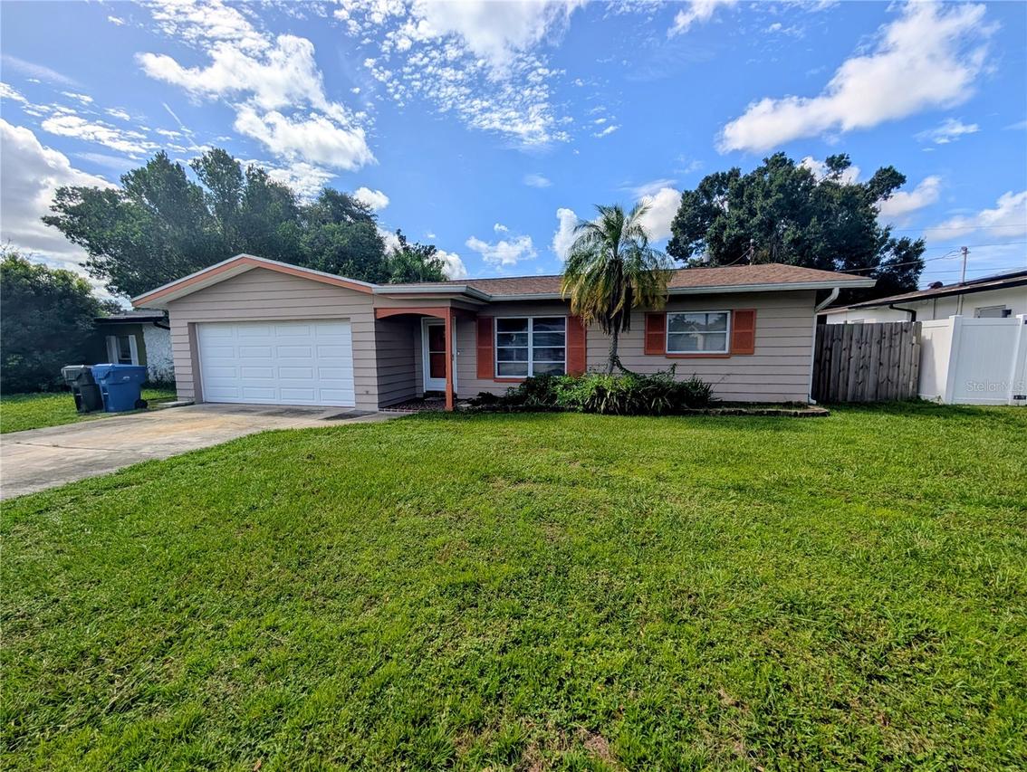 969 6th Ave., Largo, FL 33770