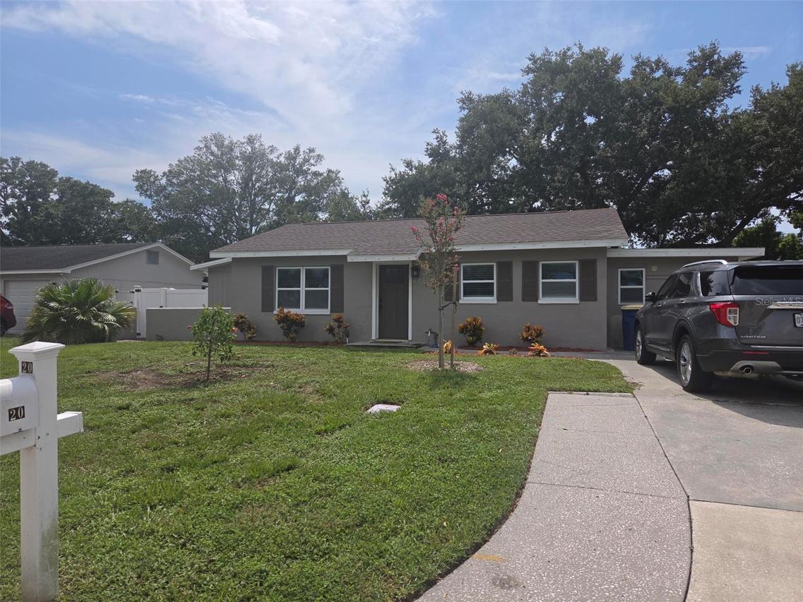 20 S Saturn Ave., Clearwater, FL 33755