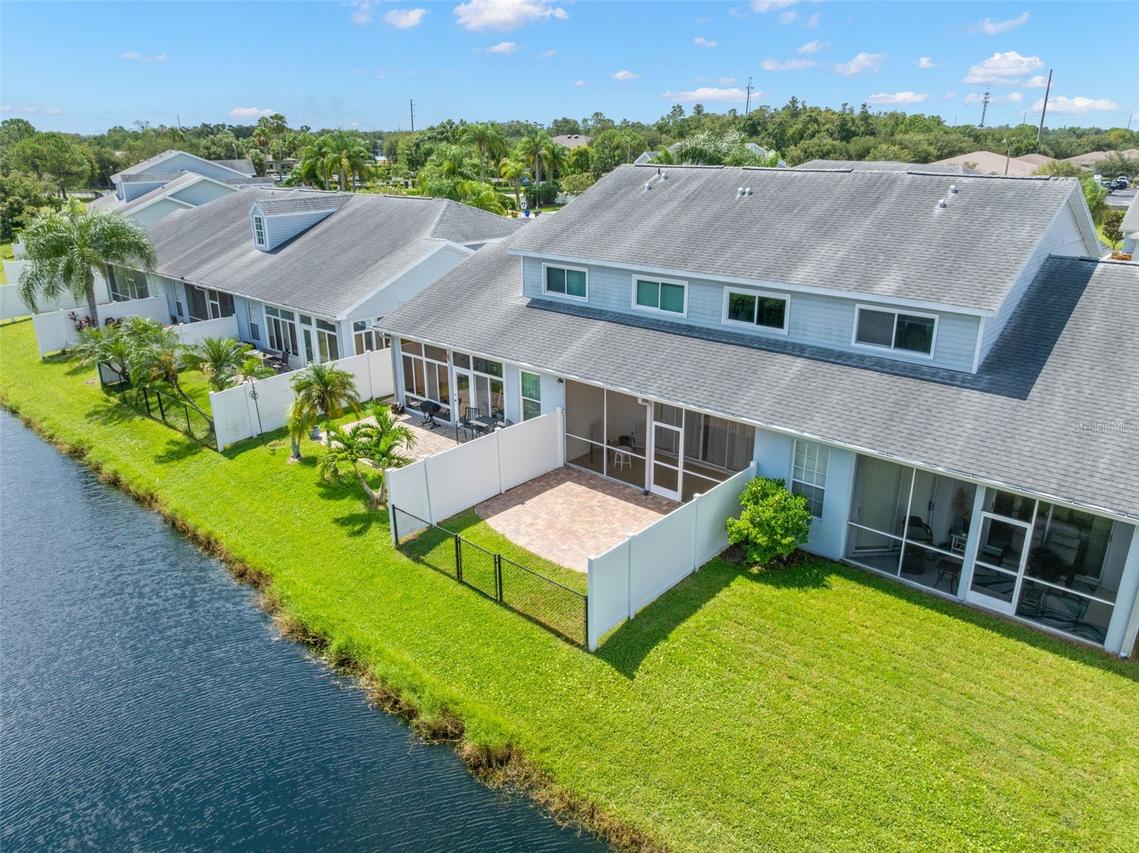 216 Hemingway Dr., Oldsmar, FL 34677