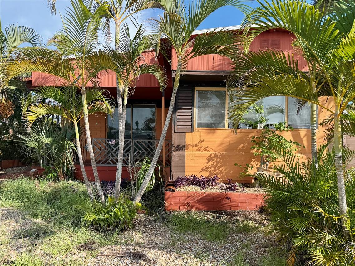 2204 Pennsylvania Ave., Bradenton, FL 34207