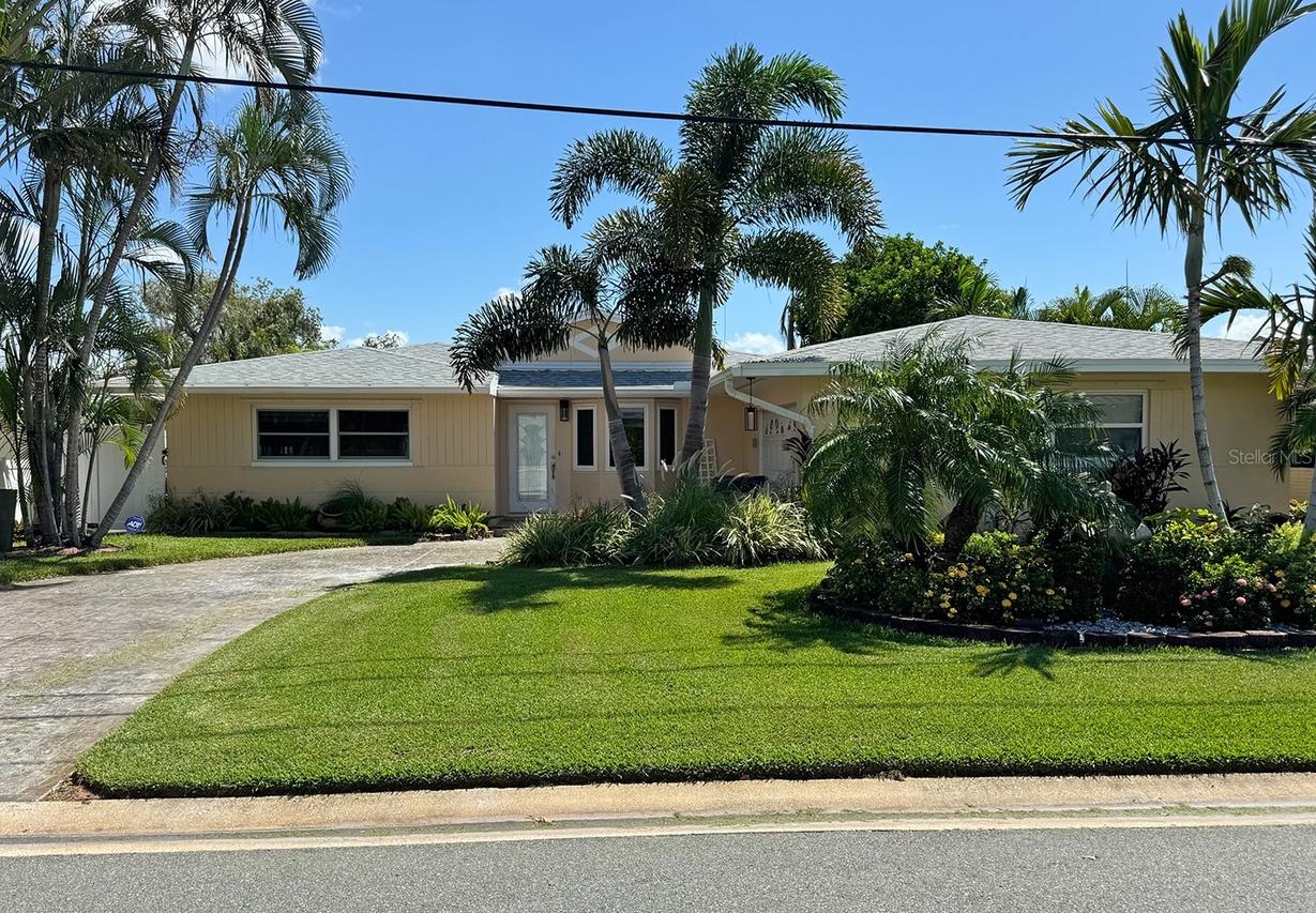 12005 5th St., Treasure Island, FL 33706