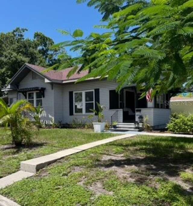 2802 4th Ave., Bradenton, FL 34205