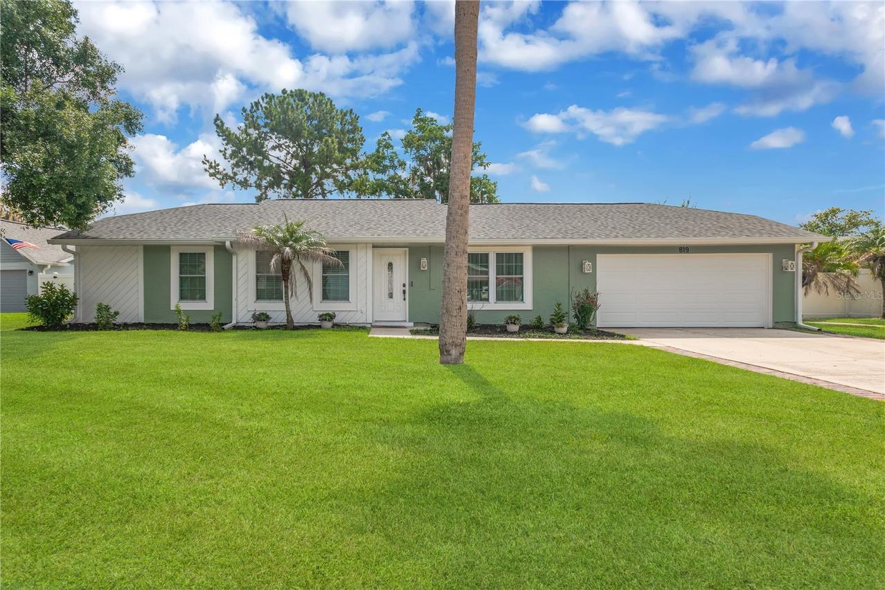 819 Jacaranda Dr., Oldsmar, FL 34677