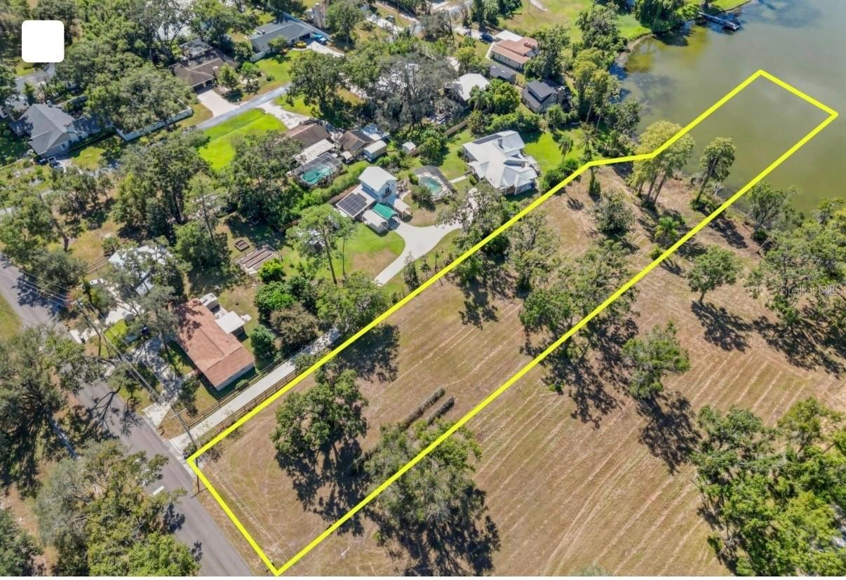 13414 N Lincoln Ave., Tampa, FL 33618