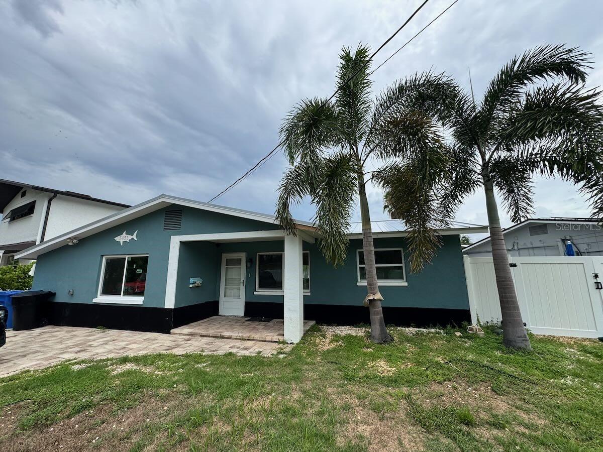 5451 Bayou Grande Blvd., St Petersburg, FL 33703