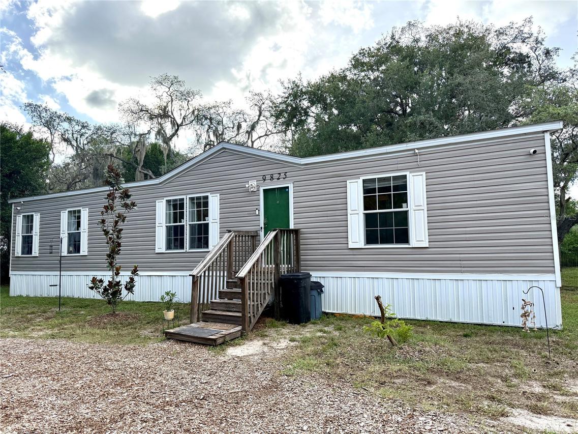 9825 Leguna St., New Port Richey, FL 34654